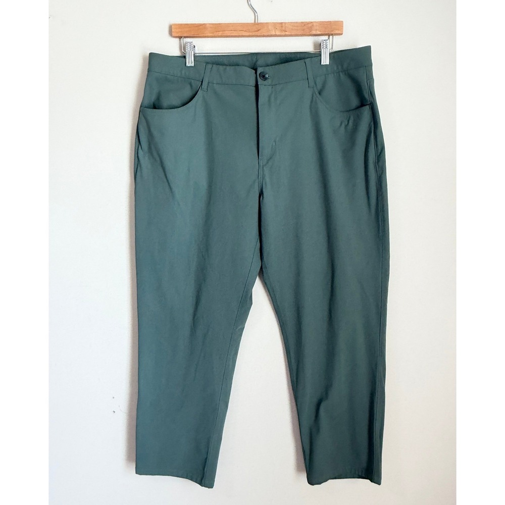 Vuori Meta Pants Mens 36 x 27 Green Performance Stretch Chino
